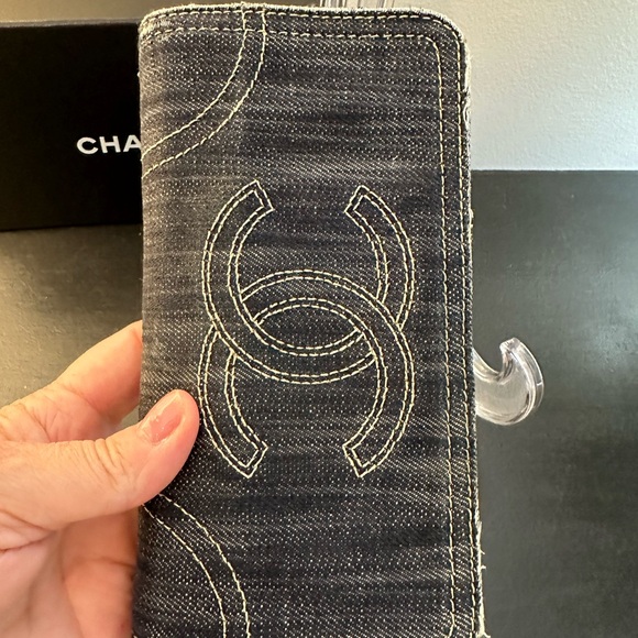 Authentic Chanel Denim Wallet, full inclusion with COA! - Picture 8 of 16